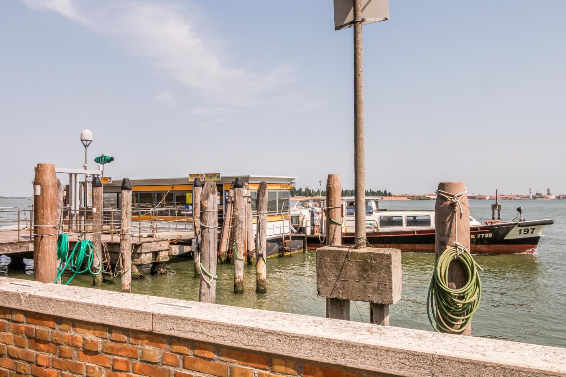 Celestia Castello By Waterbus Apartment *